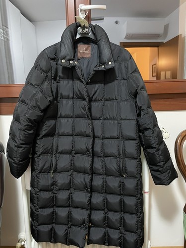 Moncler piumino lungo nero